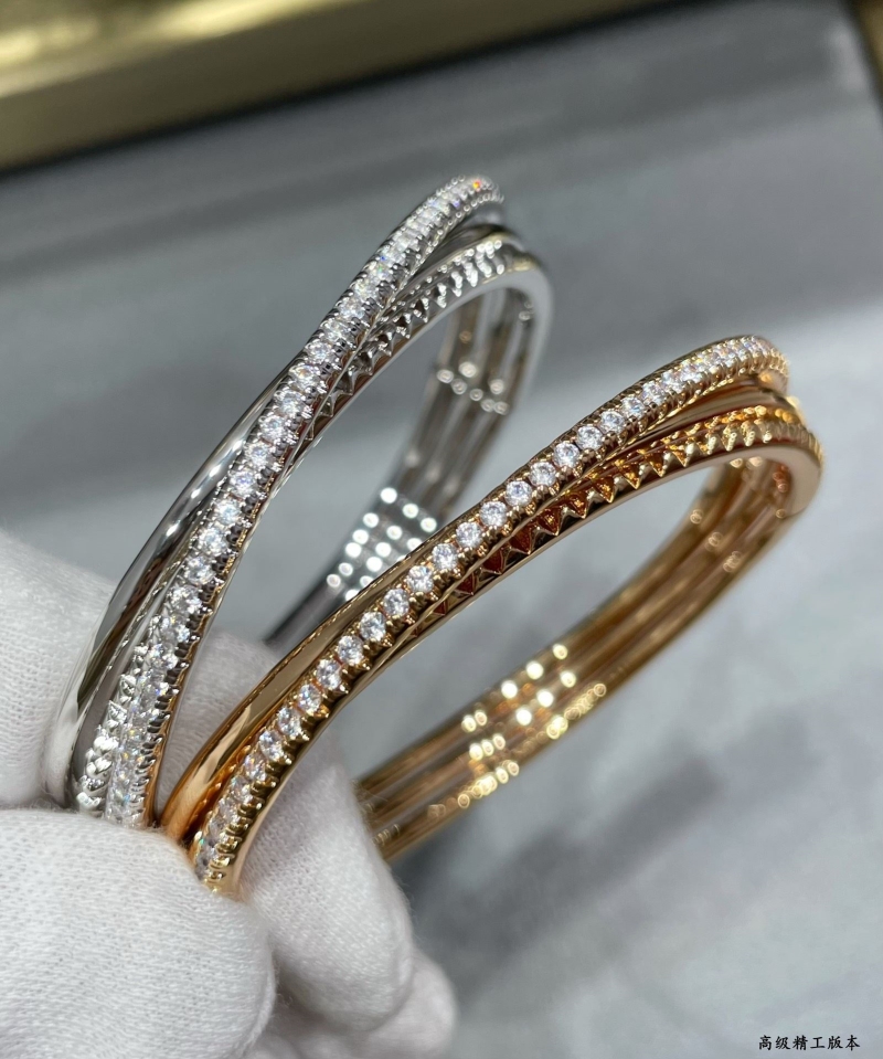 Ca*t1er bracelets
